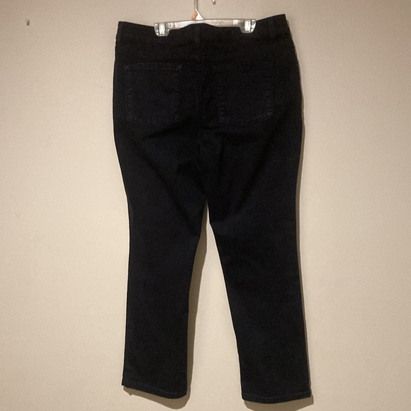 L.L. bean women’s 14 favorite fit navy blue 5 pocket jeans - Picture 2 of 13